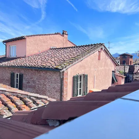 Casa Sui Tetti Apartment Lucca